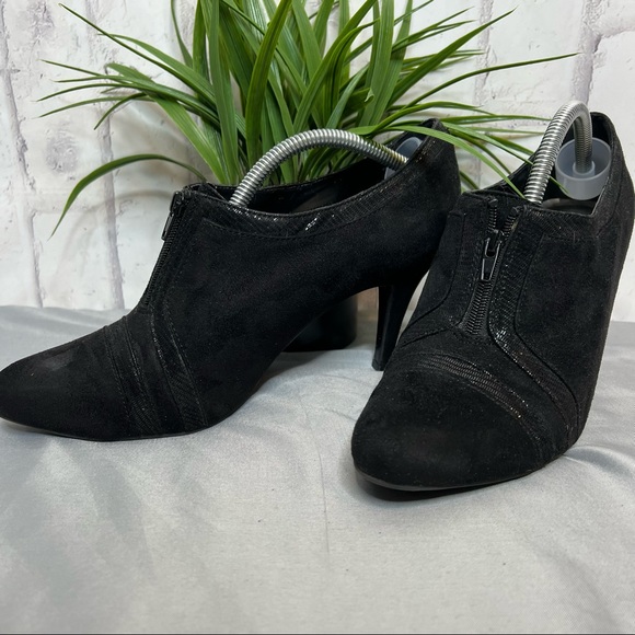 IMPO Ankle Heel Booties - Picture 4 of 10
